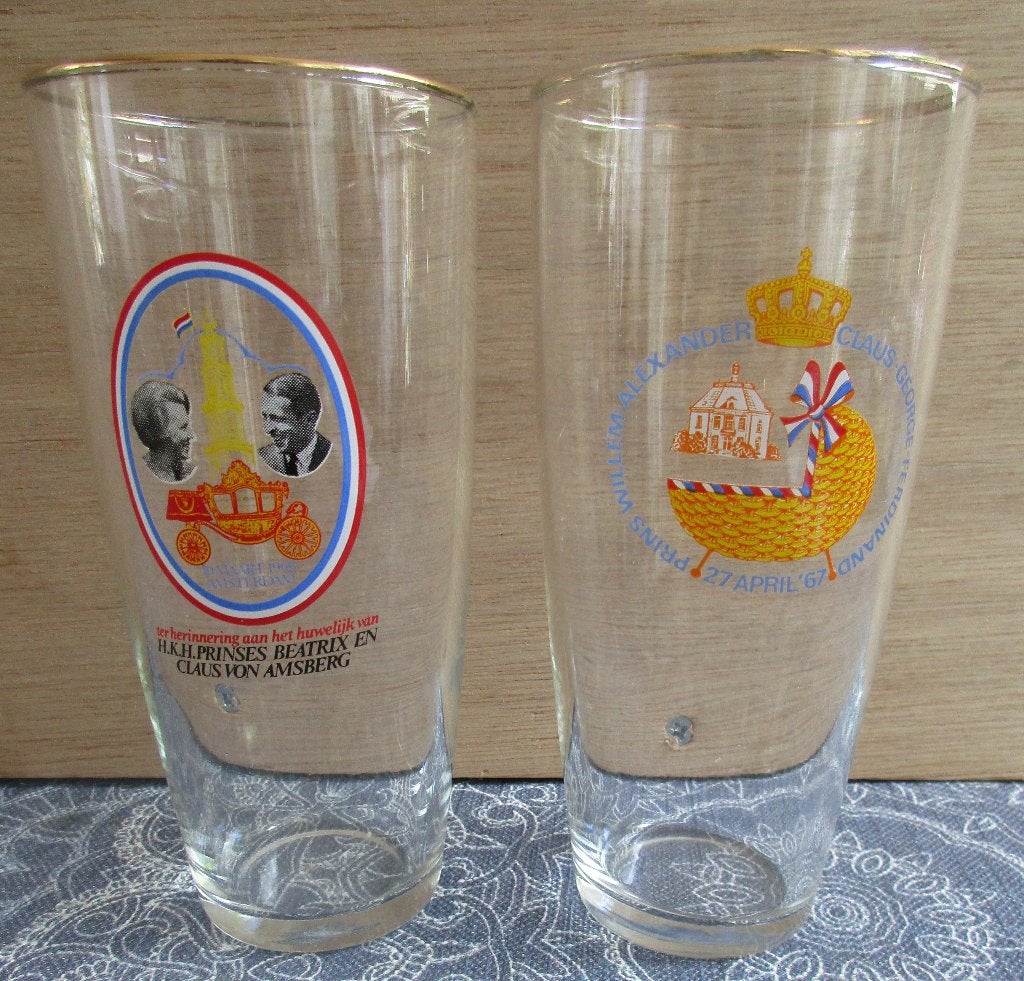 glas geboorte Willem Alexander / huwelijk Beatrix en Claus, Ophalen of Verzenden, Zo goed als nieuw, Servies