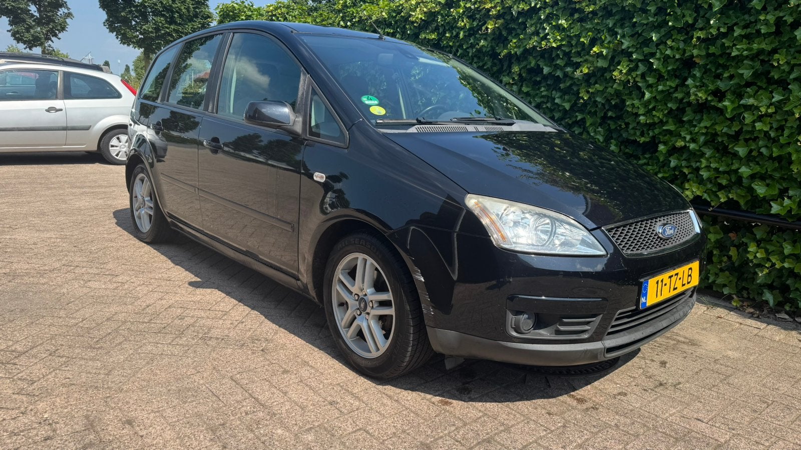 Ford C-Max 1.6  2007 Zwart VERKOCHT, Auto's, Ford, Voorwielaandrijving, 1596 cc, Stof, Zwart
