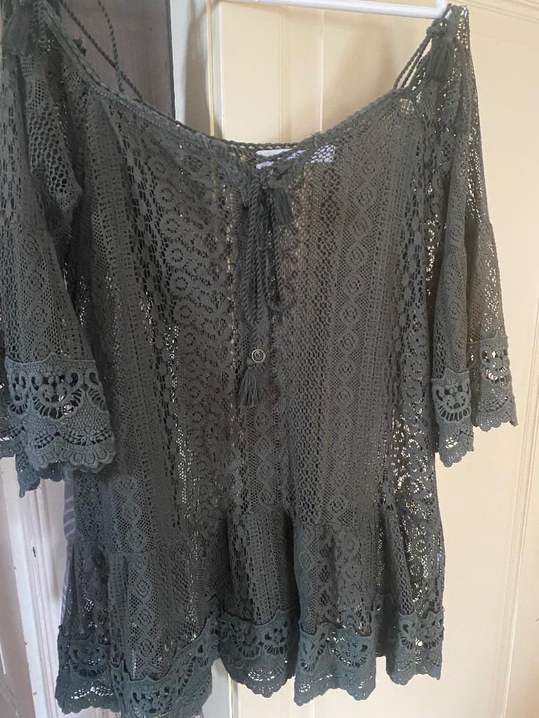 Prachtige gehaakte  groene blouse M, Maat 38/40 (M), Ophalen of Verzenden, Zo goed als nieuw, Hunkemöller