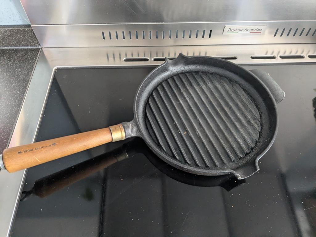 Ronneby Bruk Gietijzeren Grillpan Ø25cm, Gebruikt, Gietijzer, Ophalen of Verzenden, Keramische plaat