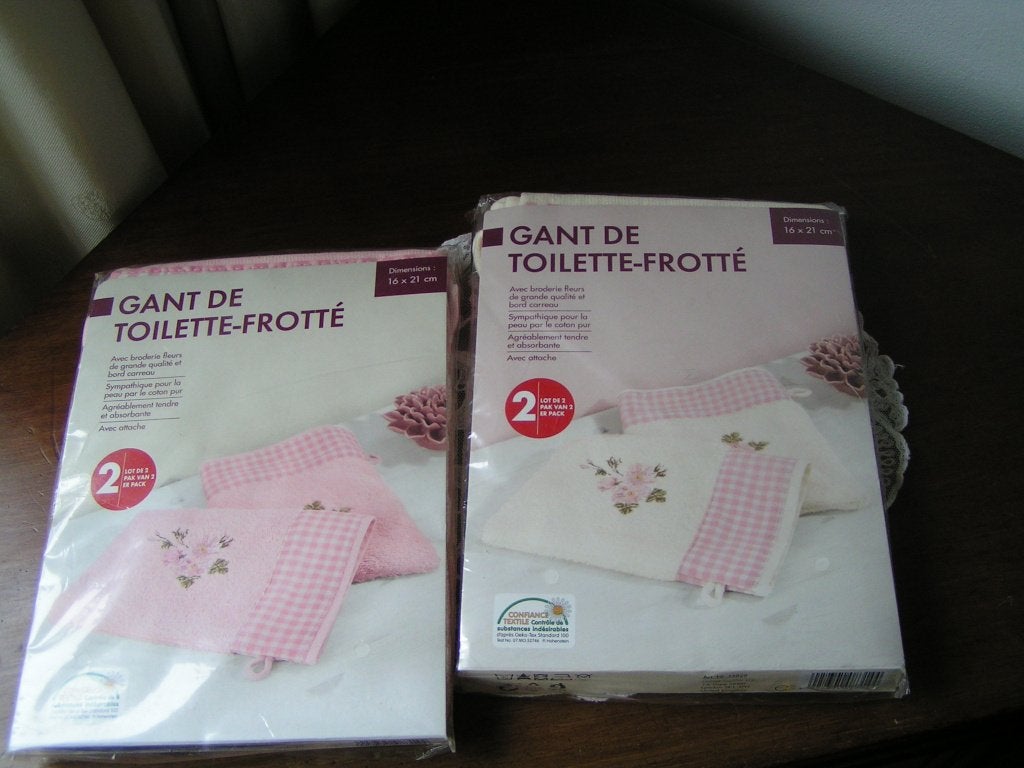 4 Prachtige Nieuwe Washandjes, Ophalen of Verzenden, Nieuw, Overige typen