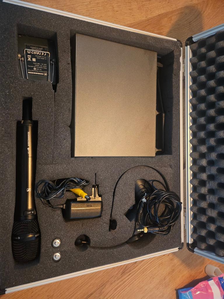 Sennheiser EW300 G3/G4 Draadloze Microfoon Set met Koffer, Ophalen of Verzenden, Gebruikt, Zangmicrofoon, Draadloos