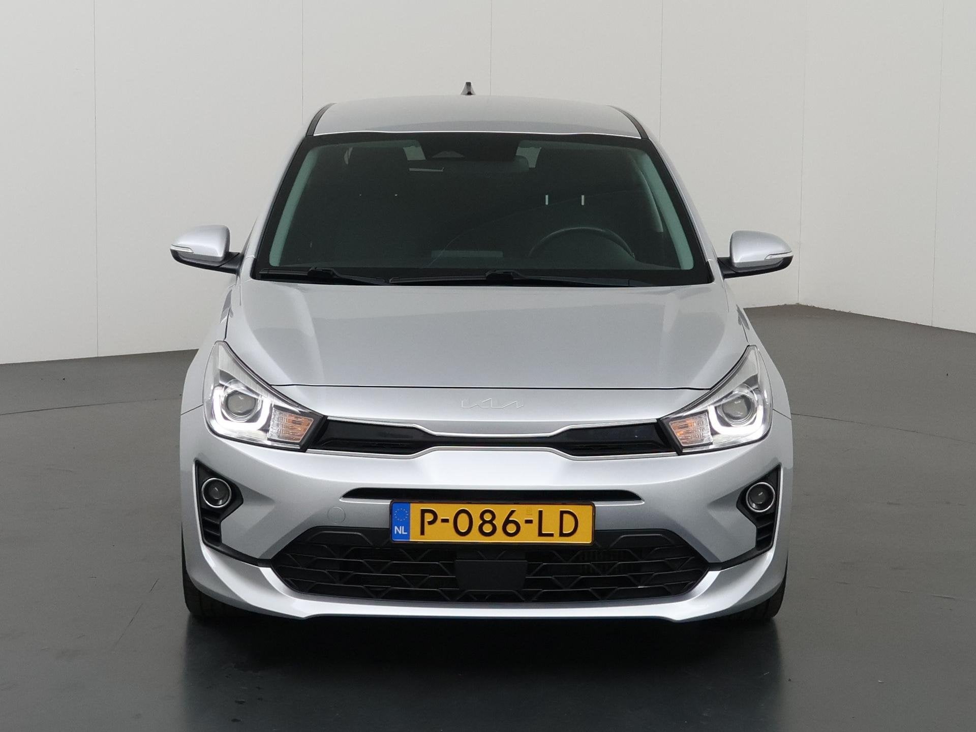 Kia Rio 1.0 T-GDi MHEV DynamicPlusLine | Navigatie | Parkeer, Auto's, Automatische klimaatregeling, Gebruikt, Euro 6, 49 €/maand