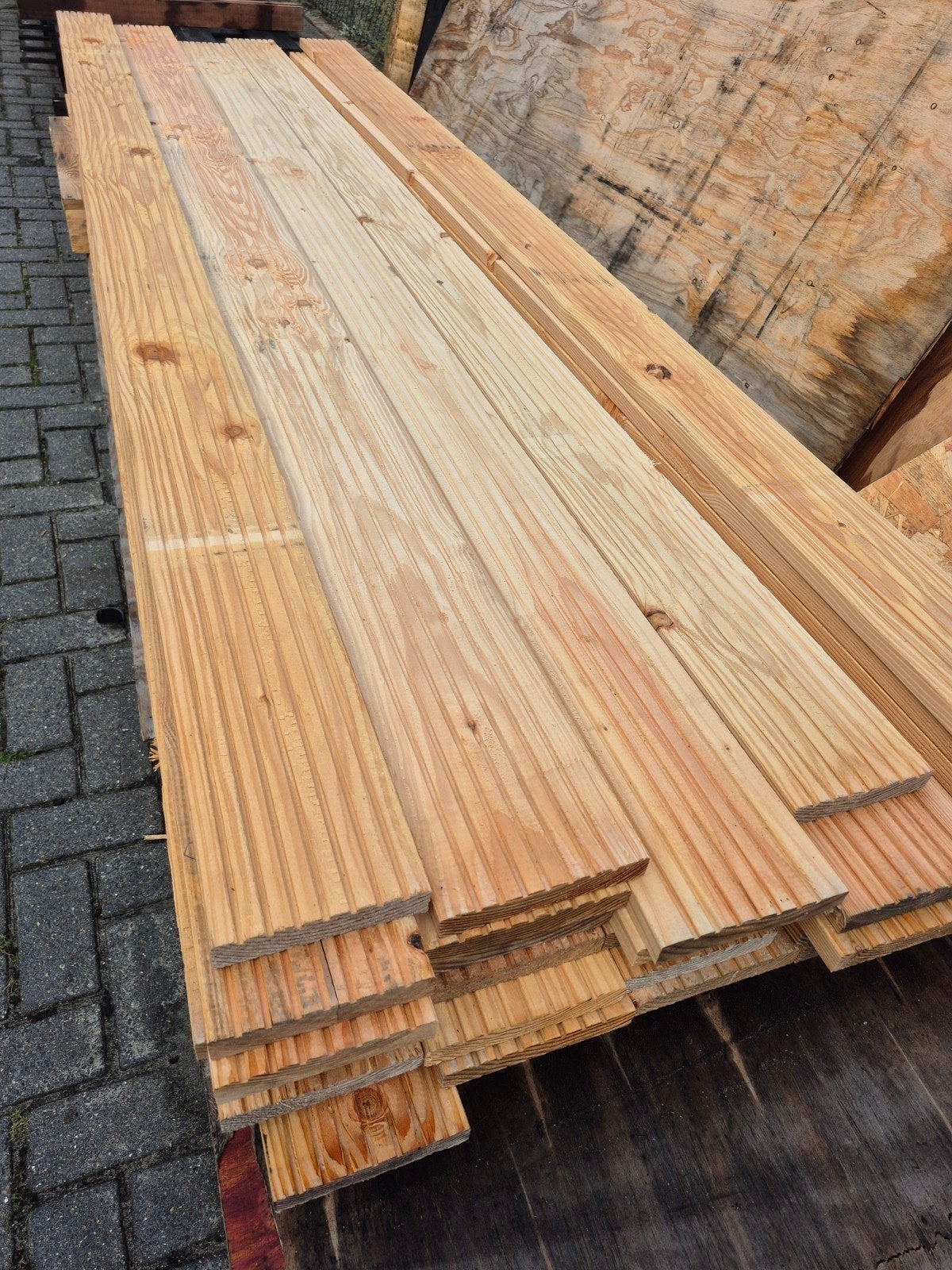 leuk partijtje vlonderplanken 30 stuks voor maar € 250,-, Tuin en Terras, Nieuw, Ophalen of Verzenden, Hout