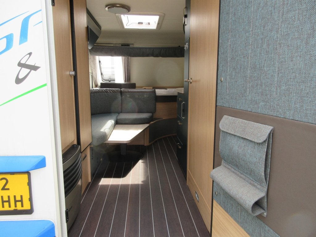 Knaus Sport en Fun 480 QL NETJES! MOVER/ZAKLUIFEL, Schokbreker, Tot en met 3, 4 tot 5 meter, Knaus