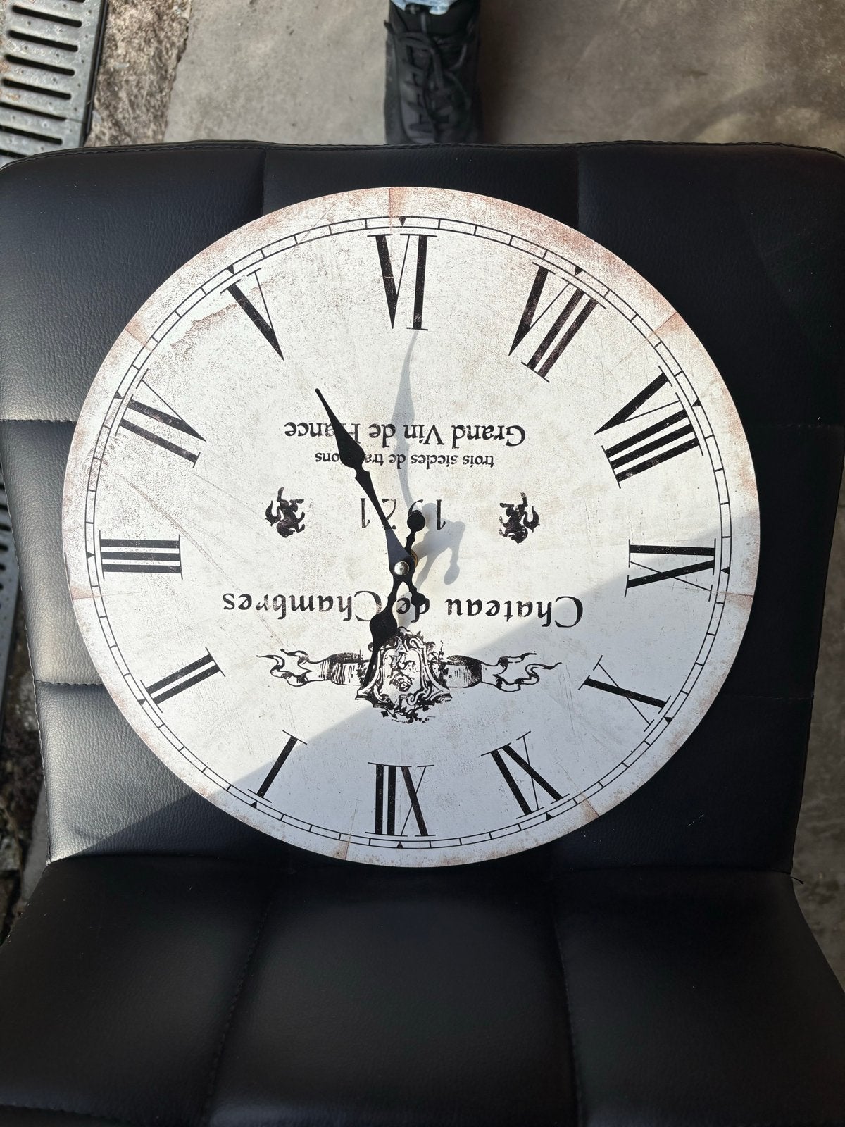 Vintage wandklok met Romeinse cijfers, Ophalen of Verzenden