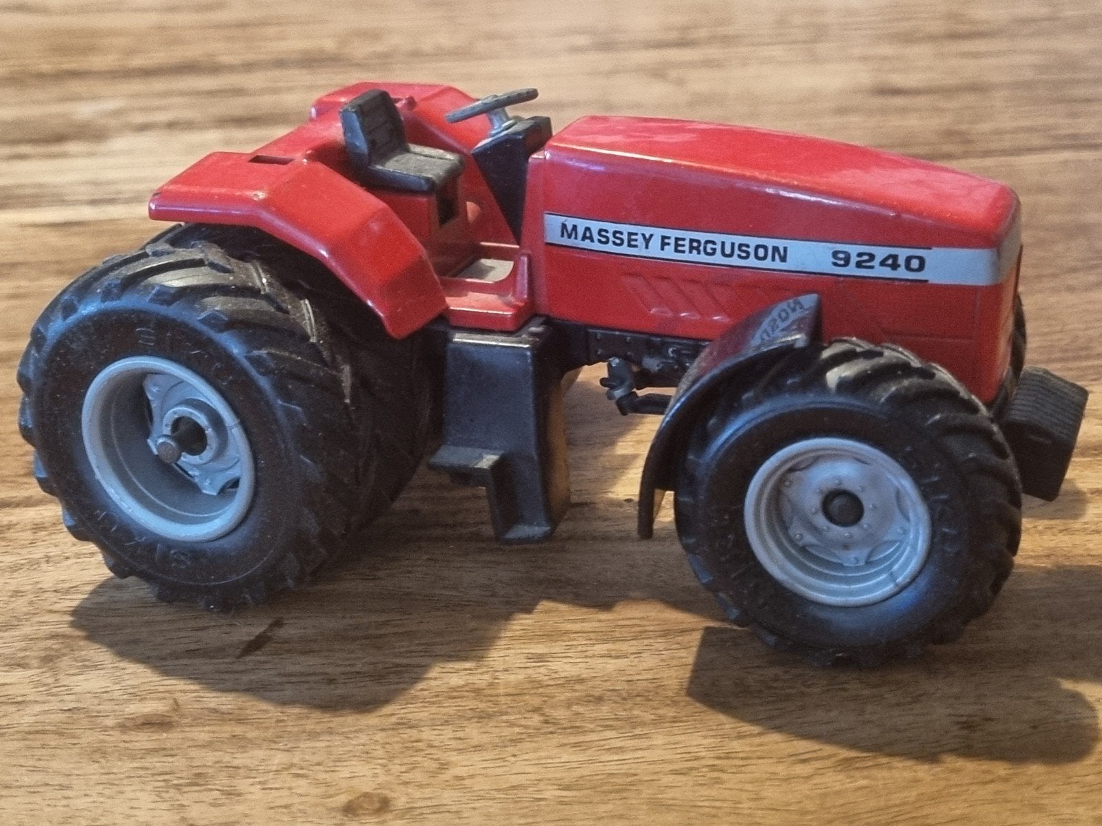 Siku Massey Ferguson 9240, Ophalen of Verzenden, Gebruikt