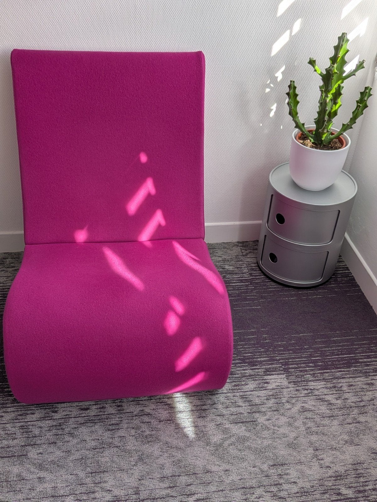 design fauteuil amoebe (Vitra) naar Verner Panton, Ophalen, Zo goed als nieuw, 75 tot 100 cm, 50 tot 75 cm