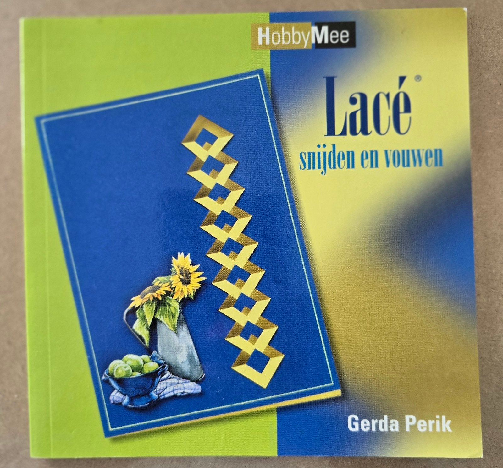 HobbyMee Lacé: Snijden en Vouwen - Gerda Perik, Ophalen of Verzenden