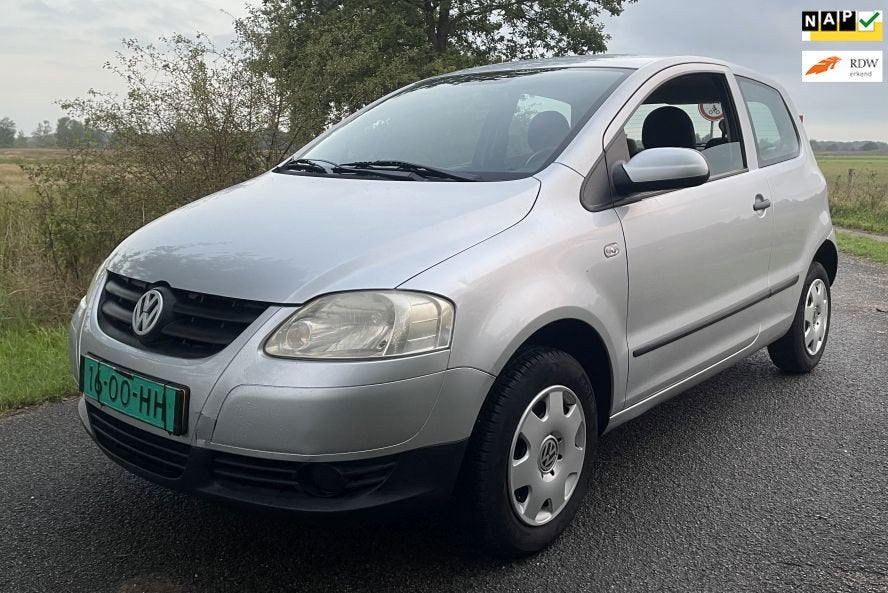 Volkswagen Fox 1.4 Nieuwe APK Inruil is mogelijk, Auto's, Voorwielaandrijving, 15 km/l, ABS, 4 stoelen