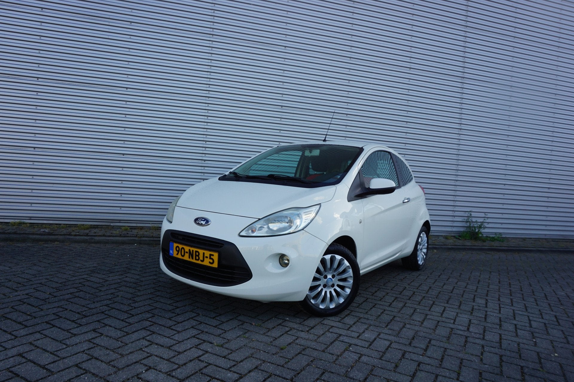 Ford Ka 1.2 Titanium Airco / Elektr. ramen / Lm velgen / NAP, Auto's, Voorwielaandrijving, Stof, Gebruikt, 1242 cc