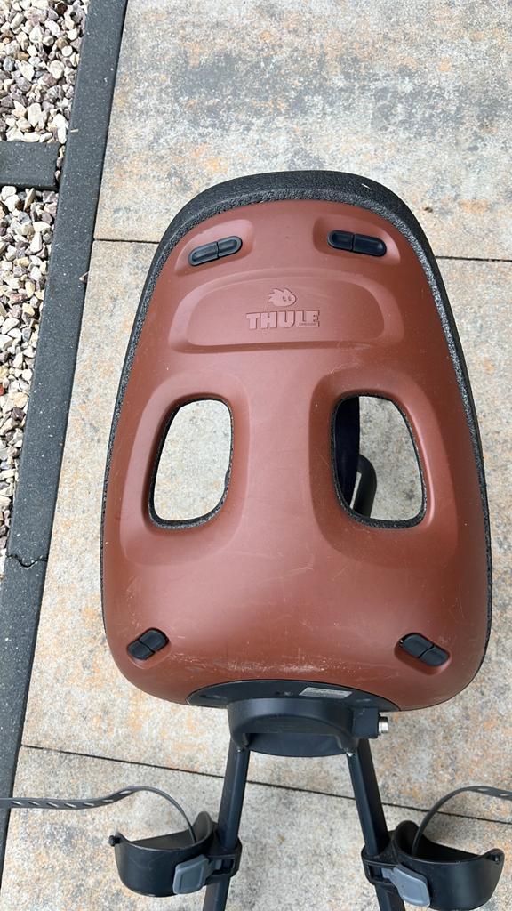 Thule Yepp Maxi Achterzitje - Bruin, Fietsen en Brommers, Fietsaccessoires | Fietsstoeltjes, 15 t/m 25 kg, Achterzitje, Ophalen of Verzenden