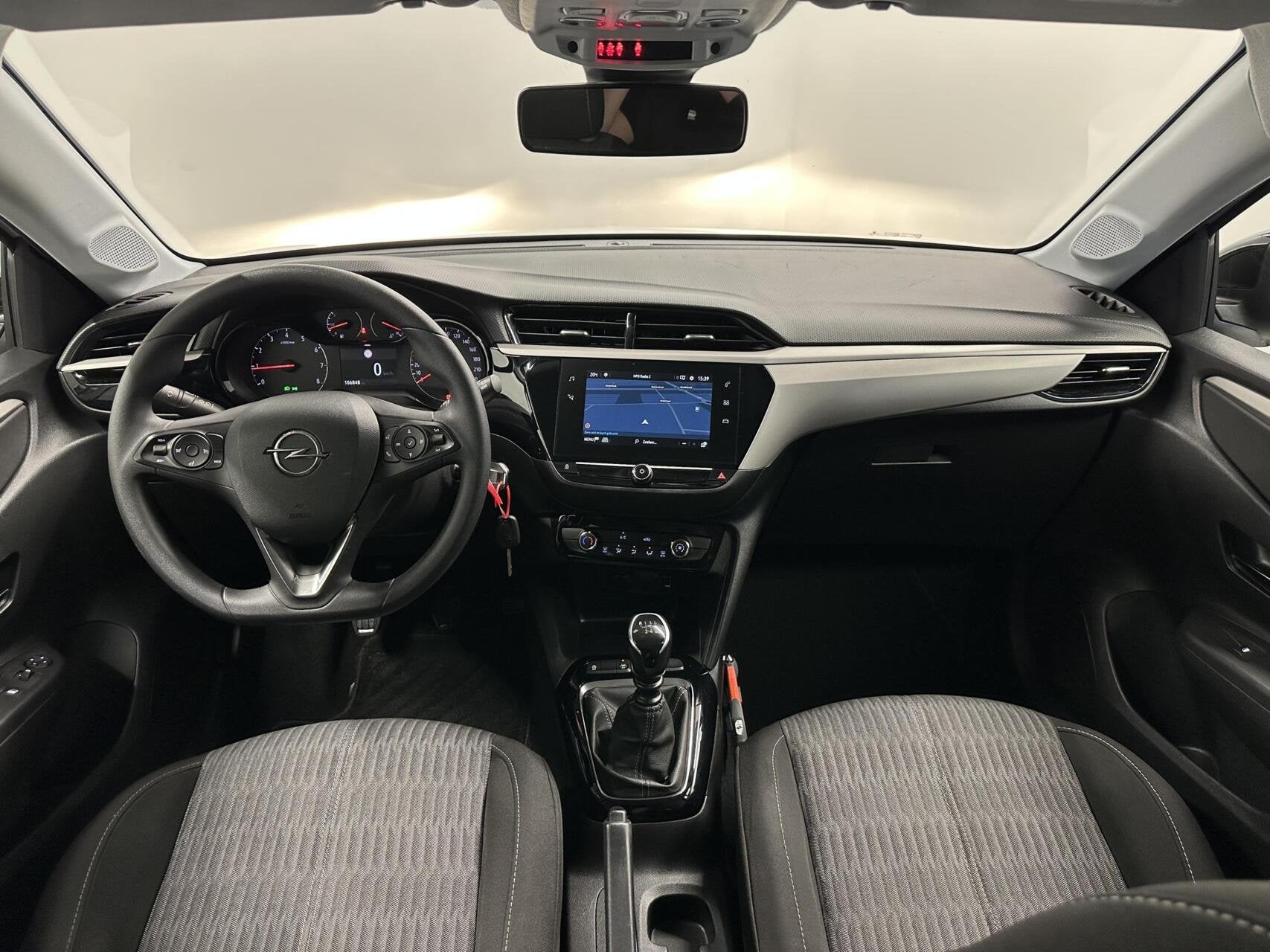 Foto 2 van Opel Corsa 1.2 Edition CAMERA CARPLAY NAVI CRUISE LM ECC.