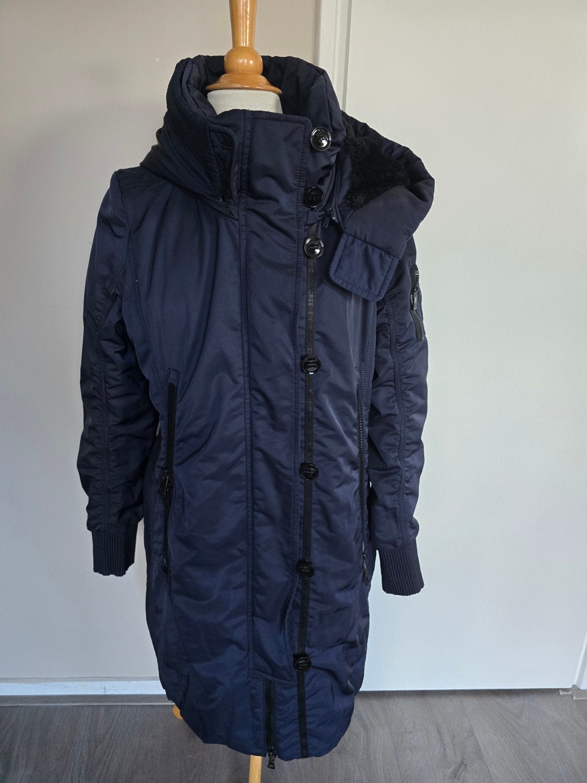 Creenstone blauwe winterjas 42, Kleding | Dames, Ophalen of Verzenden, Zo goed als nieuw, Maat 42/44 (L), Blauw