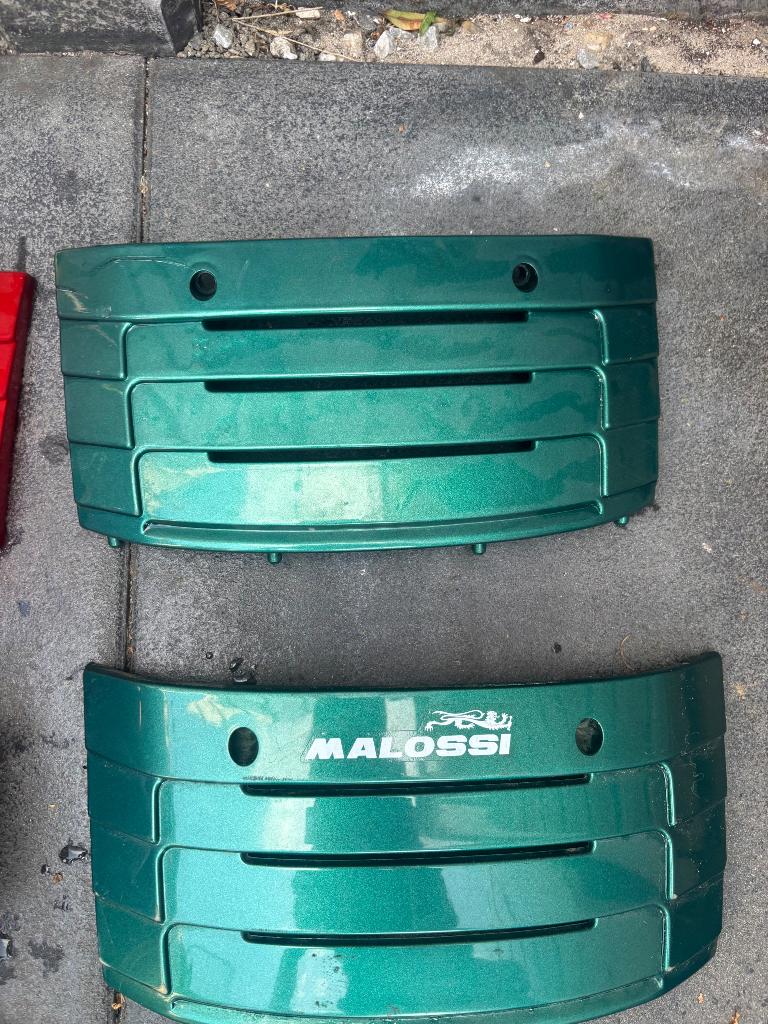 Piaggio skipper grill licht groen zonder sticker, Motoren, Tuning en Styling, Ophalen of Verzenden
