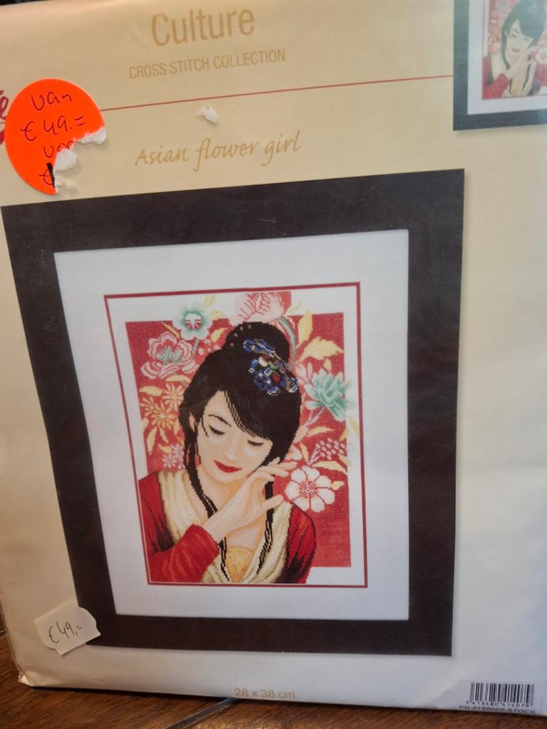 Asian flower girl, Ophalen of Verzenden, Nieuw, Borduurpakket
