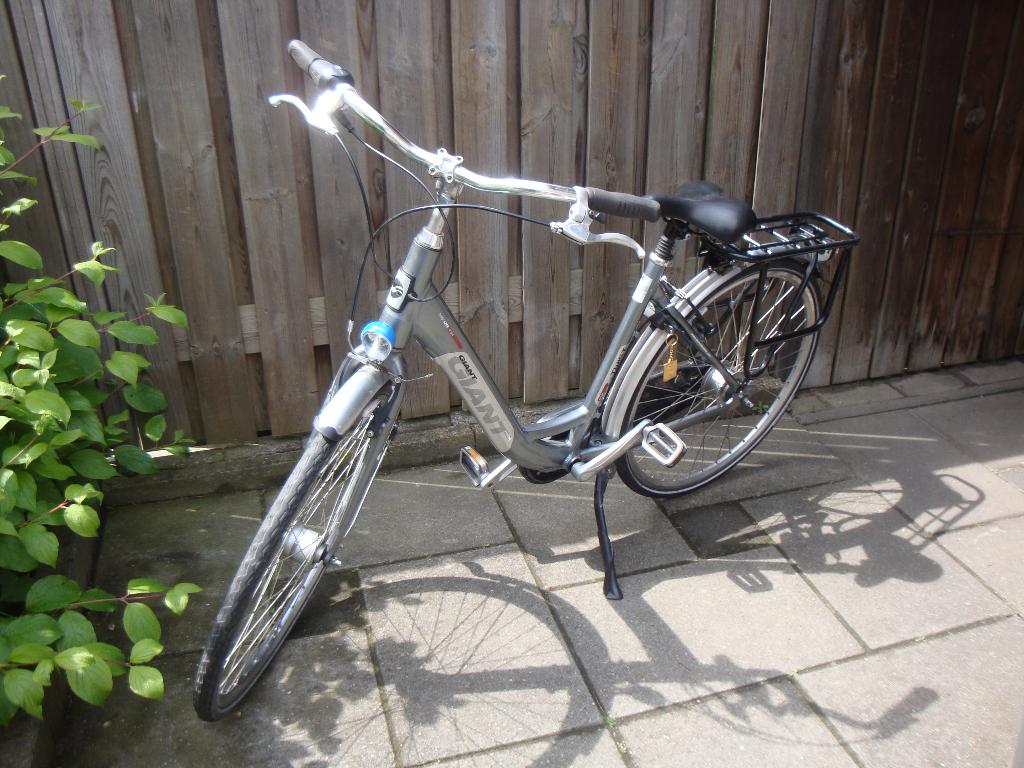 prima giant damesfiets  49+5 cm 8 V vandaag ophalen €100, Fietsen en Brommers, Fietsen | Dames | Damesfietsen, Ophalen, Gebruikt