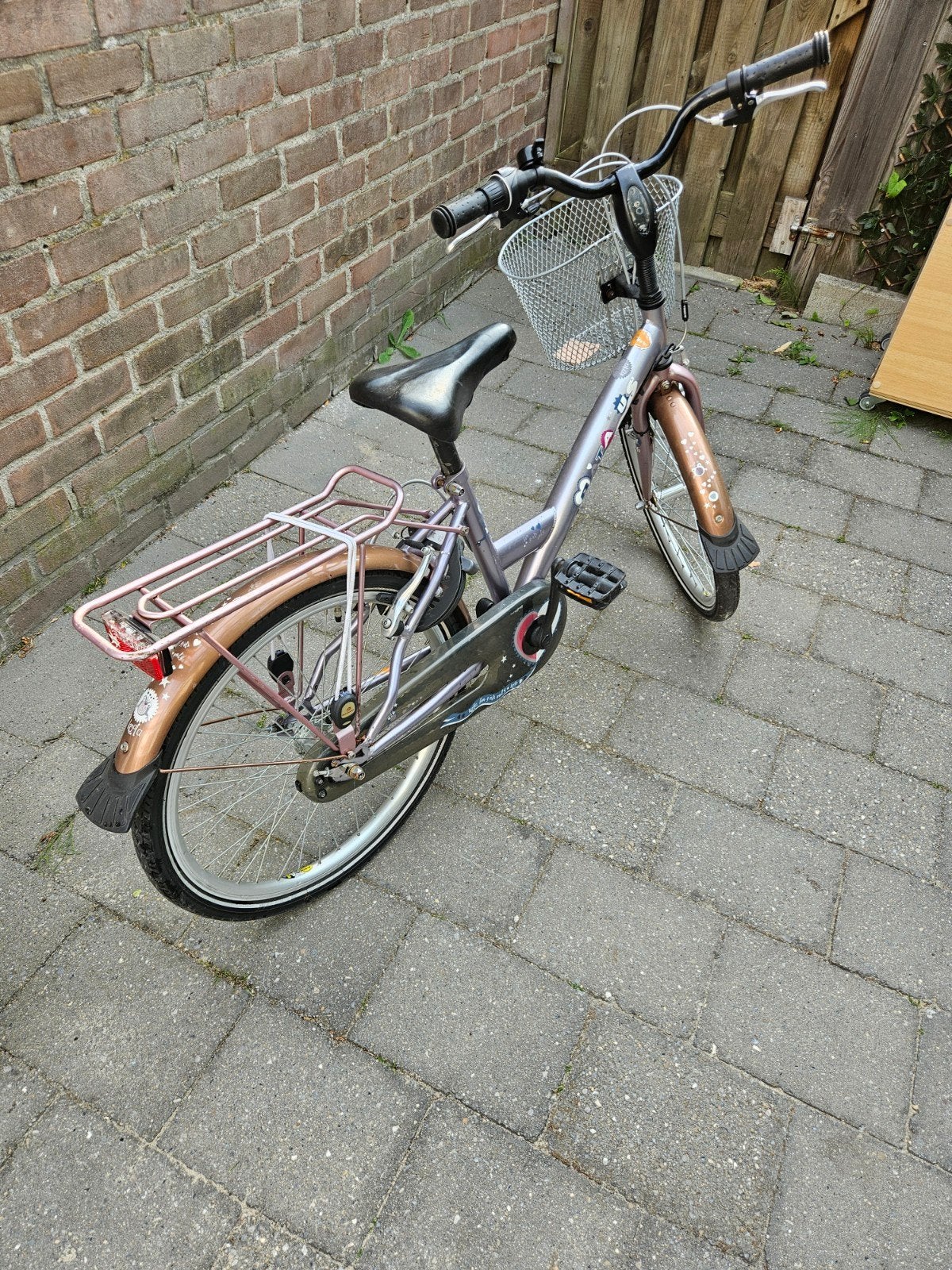 22 inch batavus meisjesfiets met mandje, Ophalen, Gebruikt, 20 inch of meer, Batavus