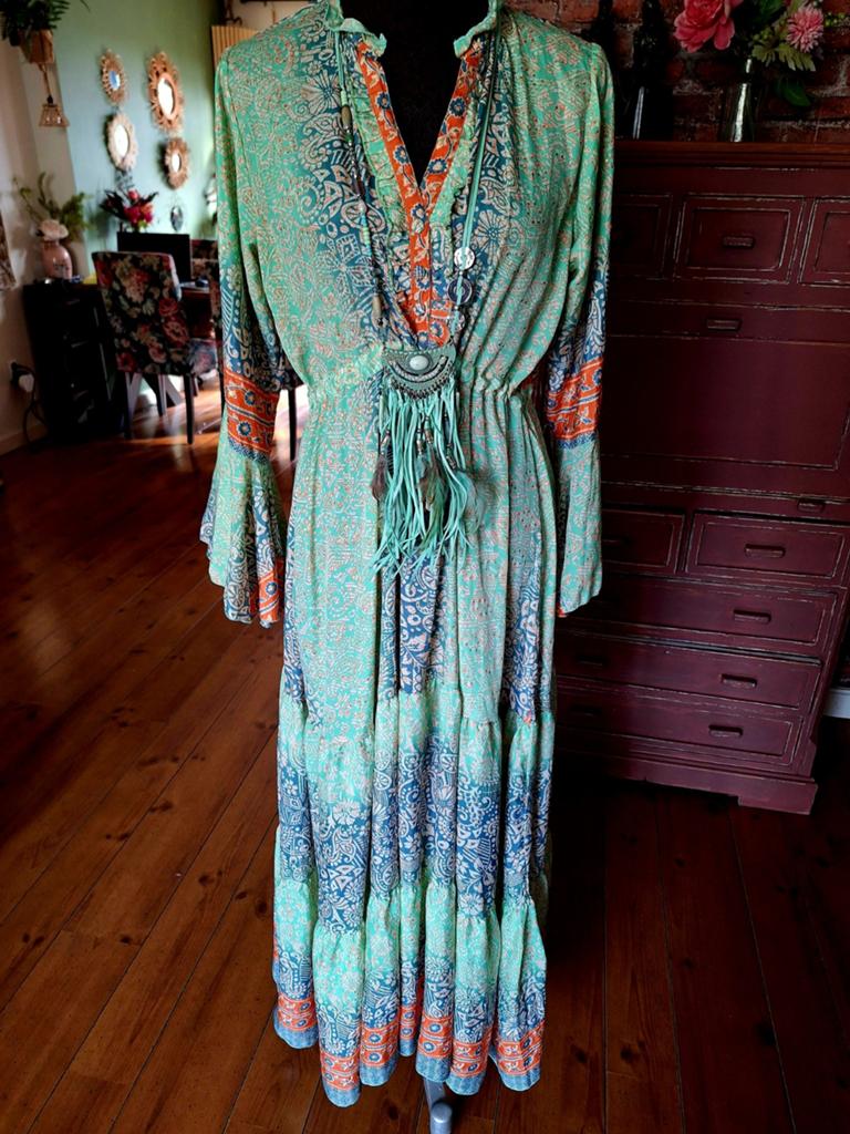 Jurk ibiza boho style maat s m l, Kleding | Dames, Jurken, Ophalen of Verzenden, Zo goed als nieuw, Maat 38/40 (M), Onder de knie