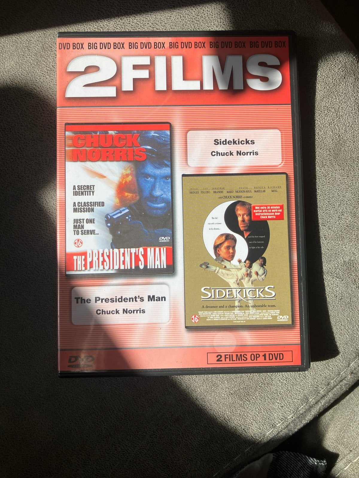 Chuck Norris - The President's Man & Sidekicks (DVD), Cd's en Dvd's, Nederlands, Actiethriller, Ophalen of Verzenden, Vanaf 12 jaar