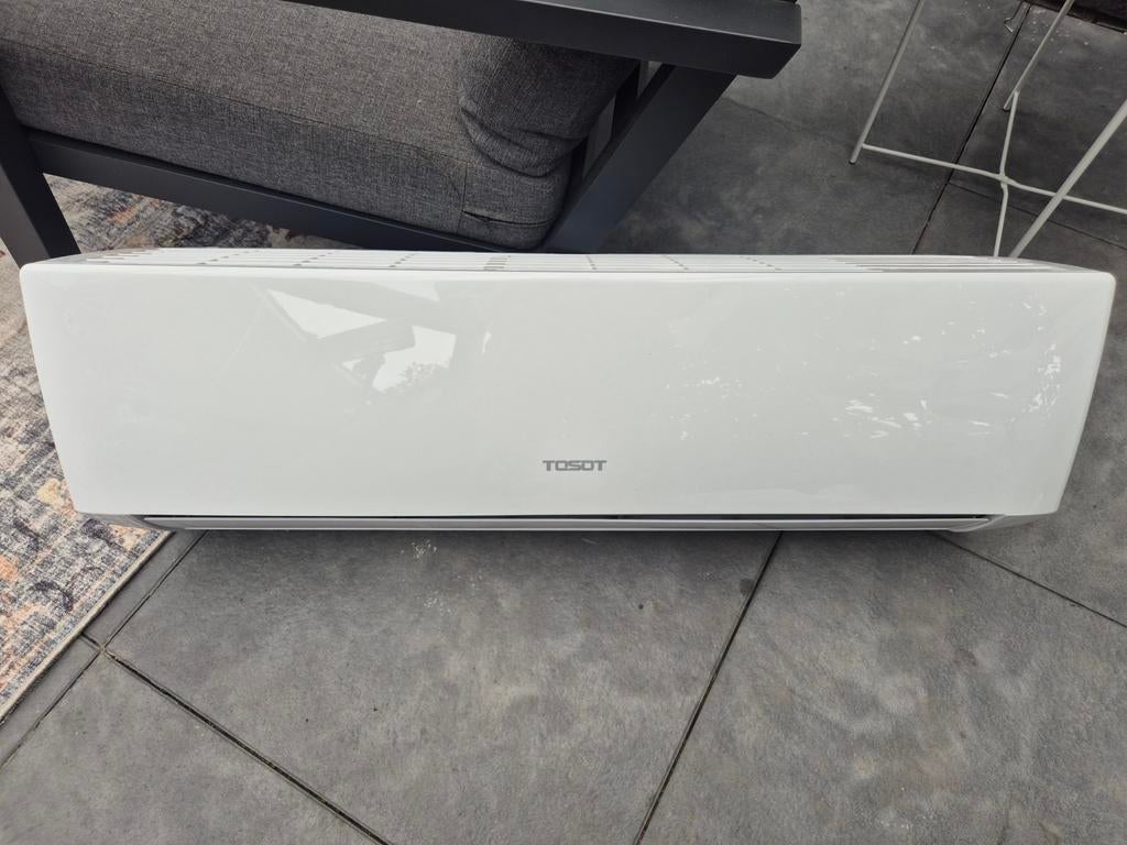 Mooie split airco van merk Tosot, 5,2 kW, Ophalen
