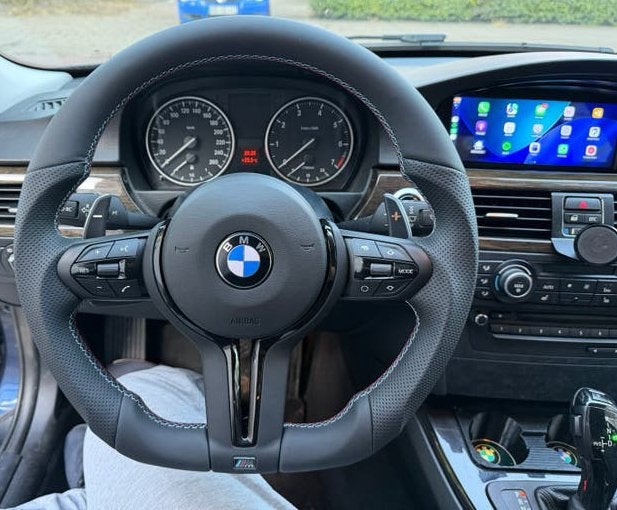 BMW 318i Lci High Executive | Keyless Leder Blauw APK 06-‘27, Automaat, Euro 5, 1995 cc, Zwart