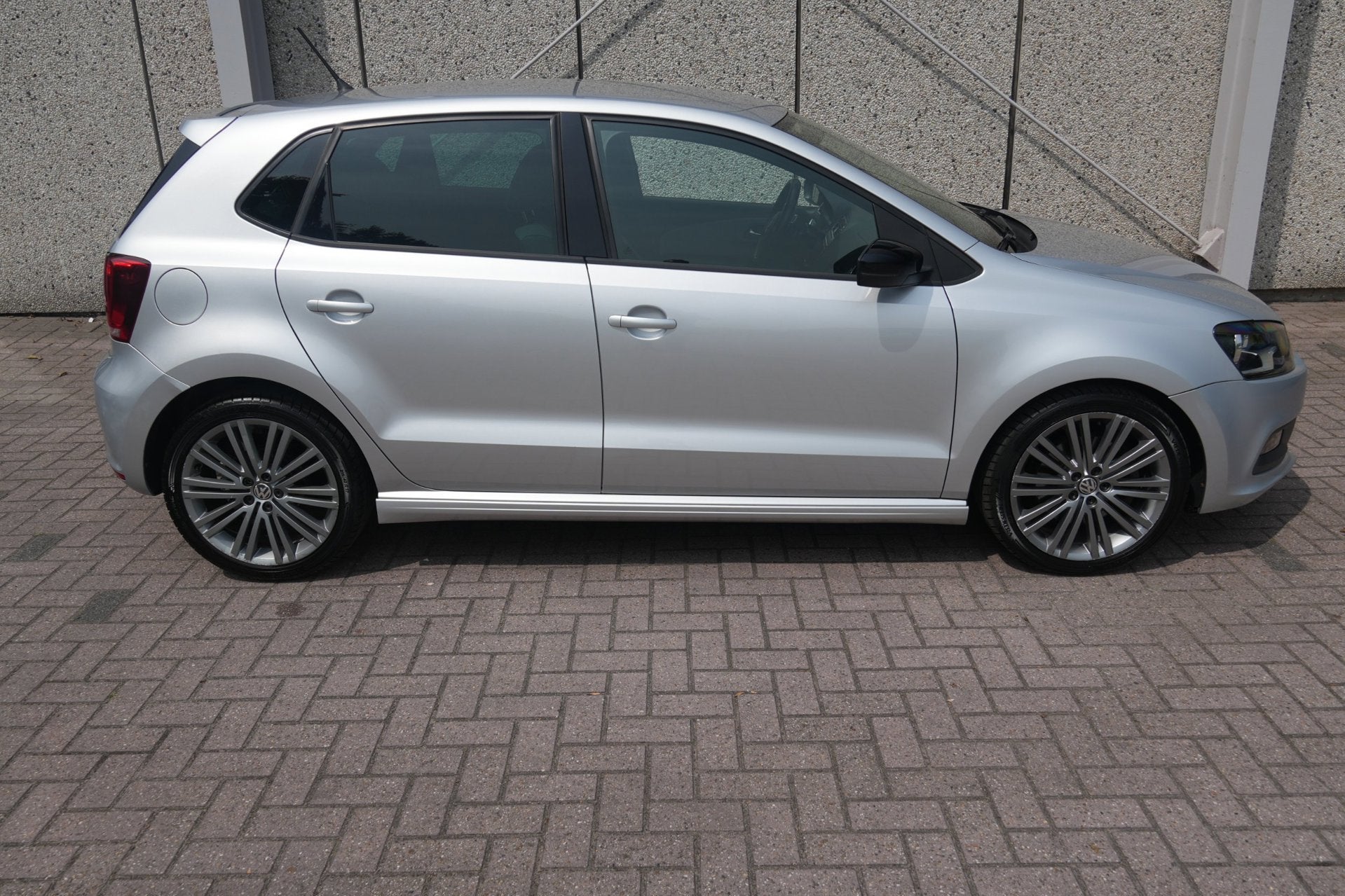 Volkswagen Polo 1.4 TSI BlueGT 140PK! Automaat NL, Trekhaak,, Euro 5, Gebruikt, 1116 kg, 4 cilinders