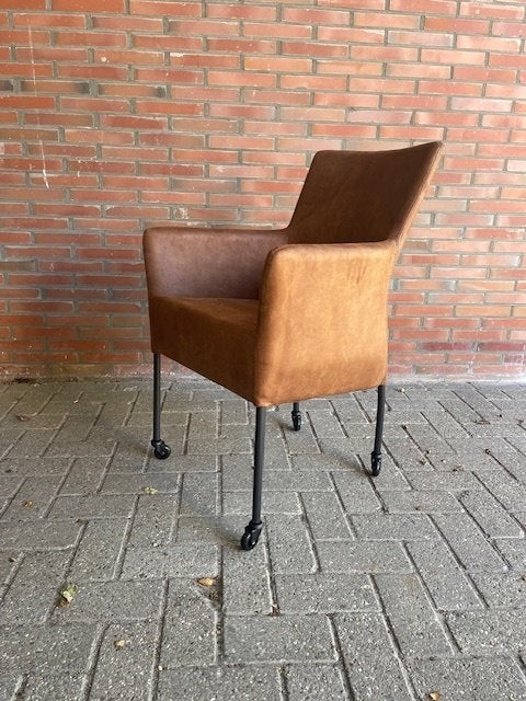 Eetkamerstoelen 4x wielen Camel L60 Bull van het anker, Huis en Inrichting, Stoelen, Gebruikt, Stoelen Suske 4x wielen Camel L60 Bull HET ANKER ACTIE PRIJS