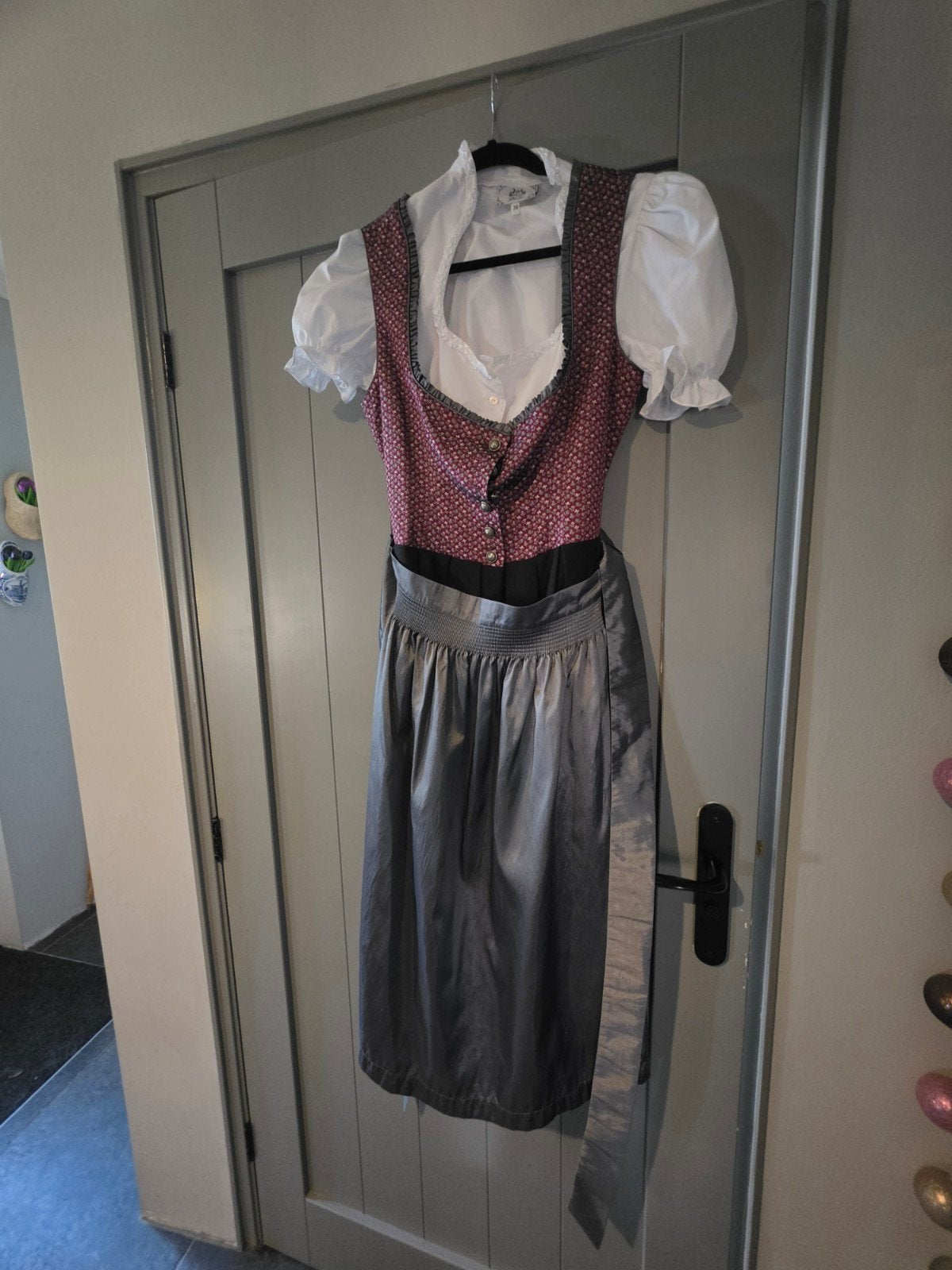 dirndl, Ophalen of Verzenden, Zo goed als nieuw, Maat 38/40 (M), Overige thema's