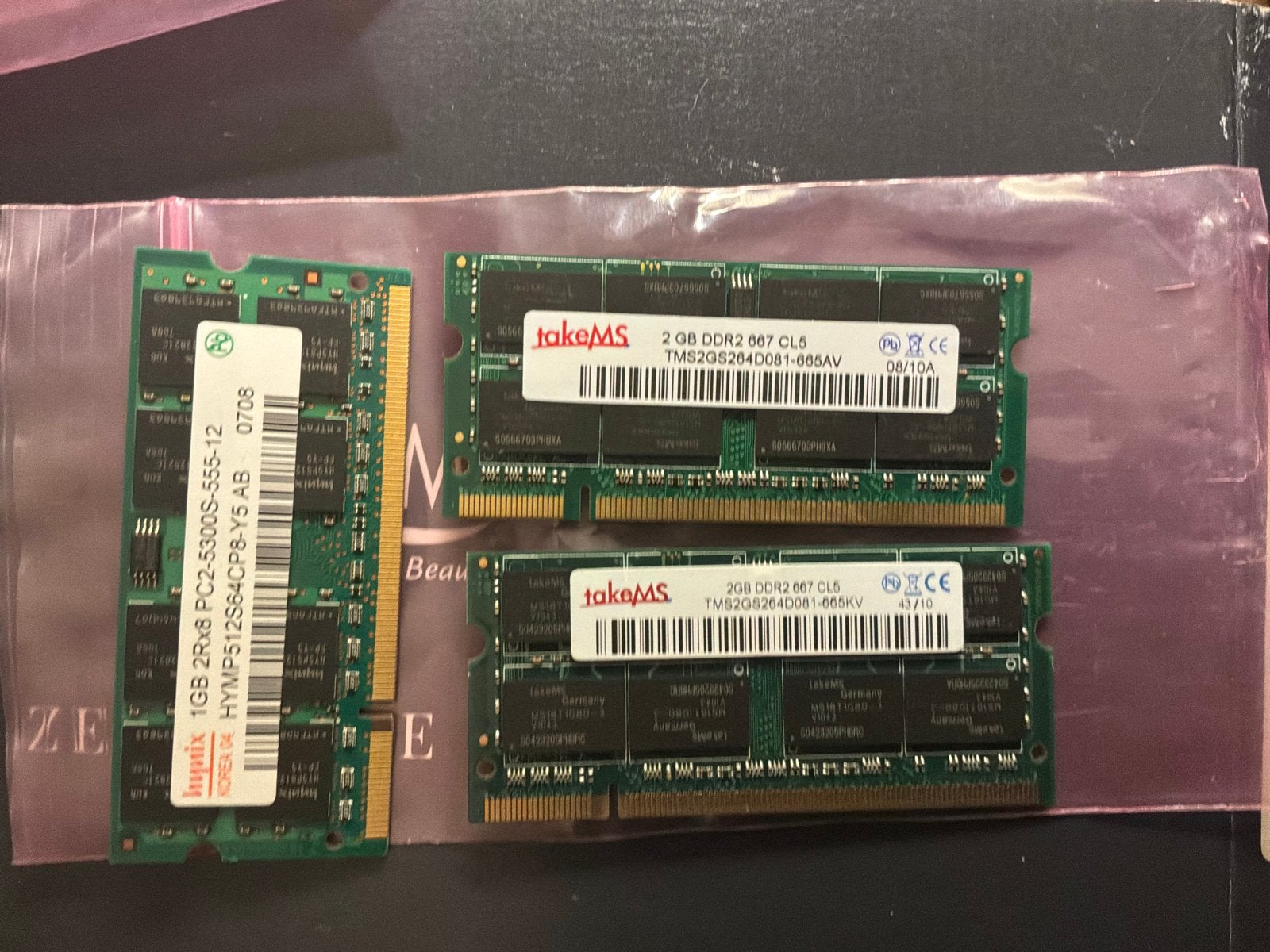 RAM Geheugen DDR2 en PC2-5300S - Diverse Capaciteiten, Computers en Software, Ophalen, Zo goed als nieuw, DDR2, 2 GB