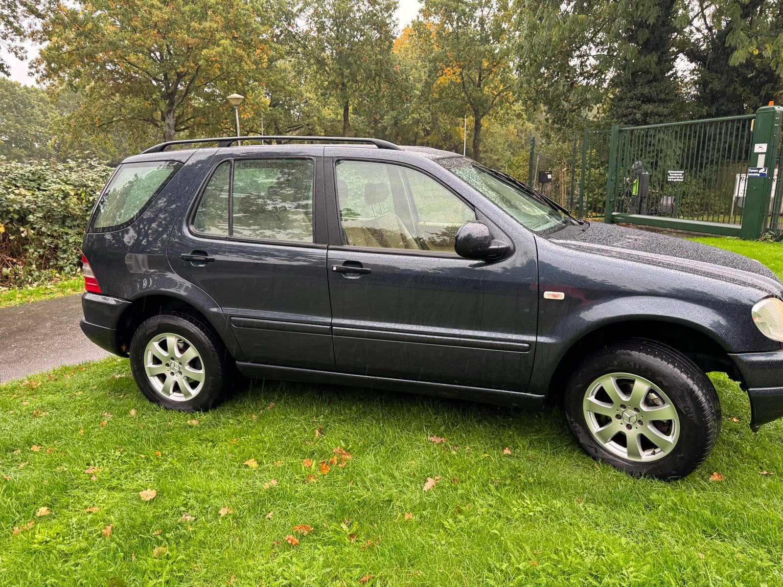 Mercedes-Benz M-Klasse Ml320 LPG G3 4MATIC AUT 1999, Auto's, Automaat, Blauw, 120 €/maand, Vierwielaandrijving