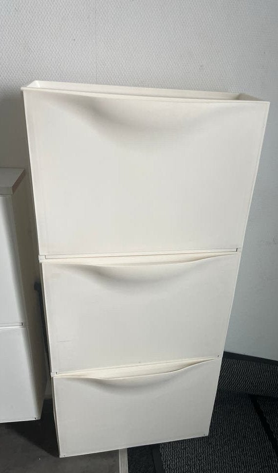 IKEA BISSA schoenenkast met 3 vakken, wit, Ophalen, Zo goed als nieuw