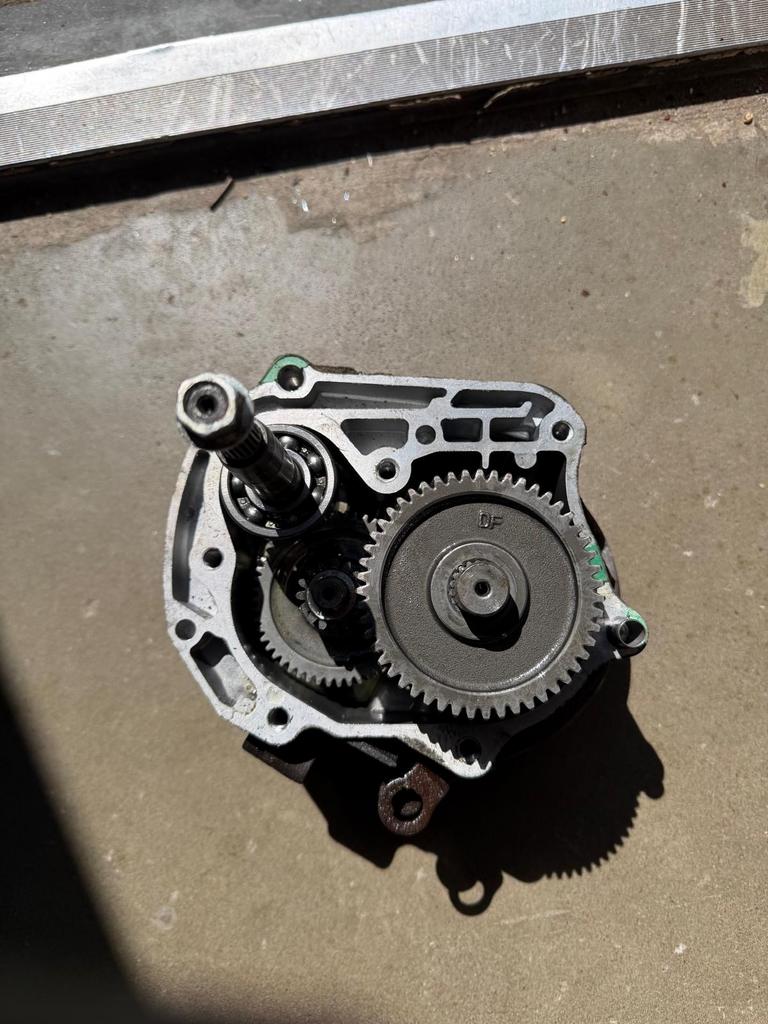 Vertanding Peugeot V-clic 2008, Verzenden, Gebruikt, Blok, Peugeot