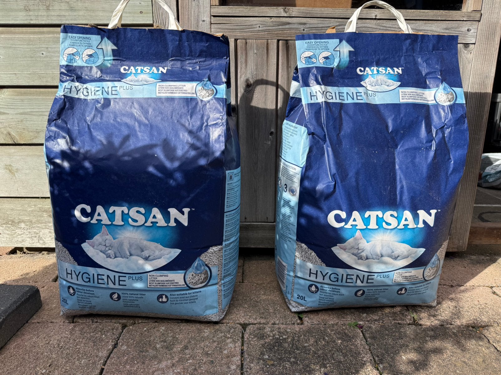 2 zakken Catsan Hygiene Plus 20 liter – ongeopend, Dieren en Toebehoren, Ophalen, Nieuw