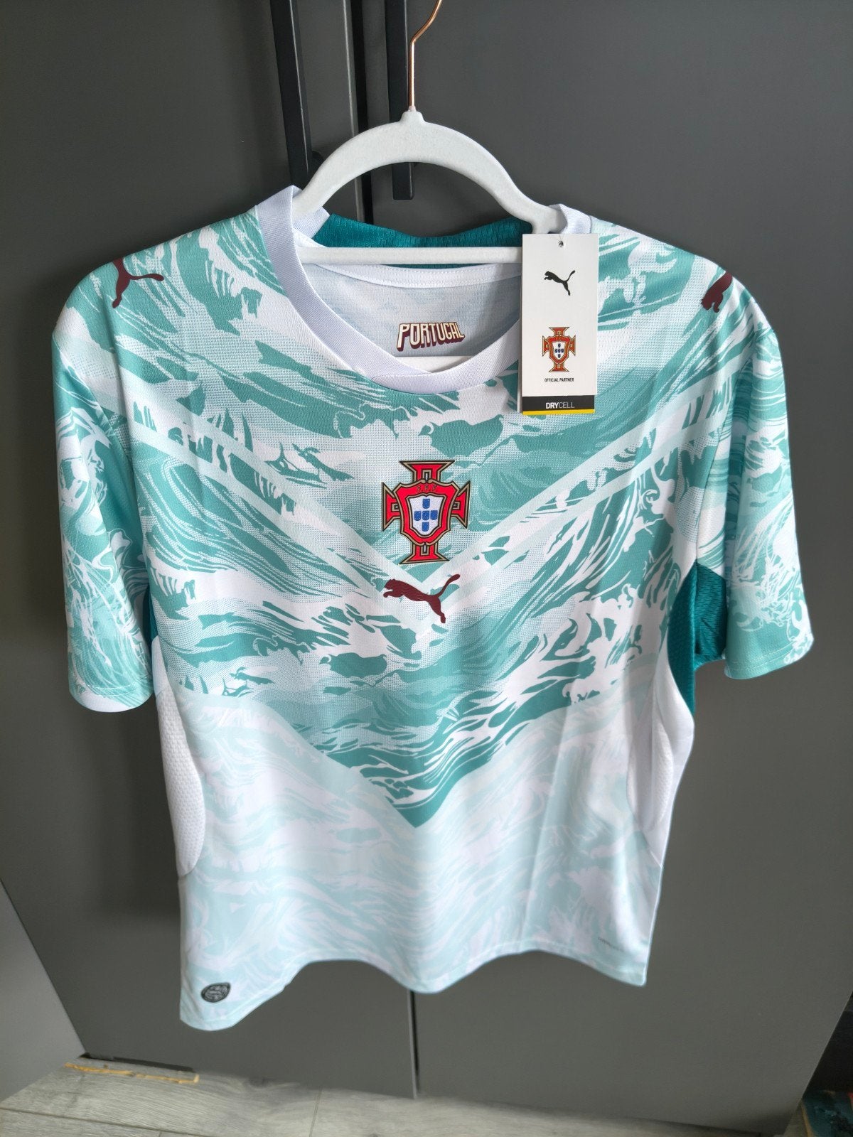 Gave Portugal WK 2026 voetbalshirt maat L - nieuw, Ophalen of Verzenden, Zo goed als nieuw