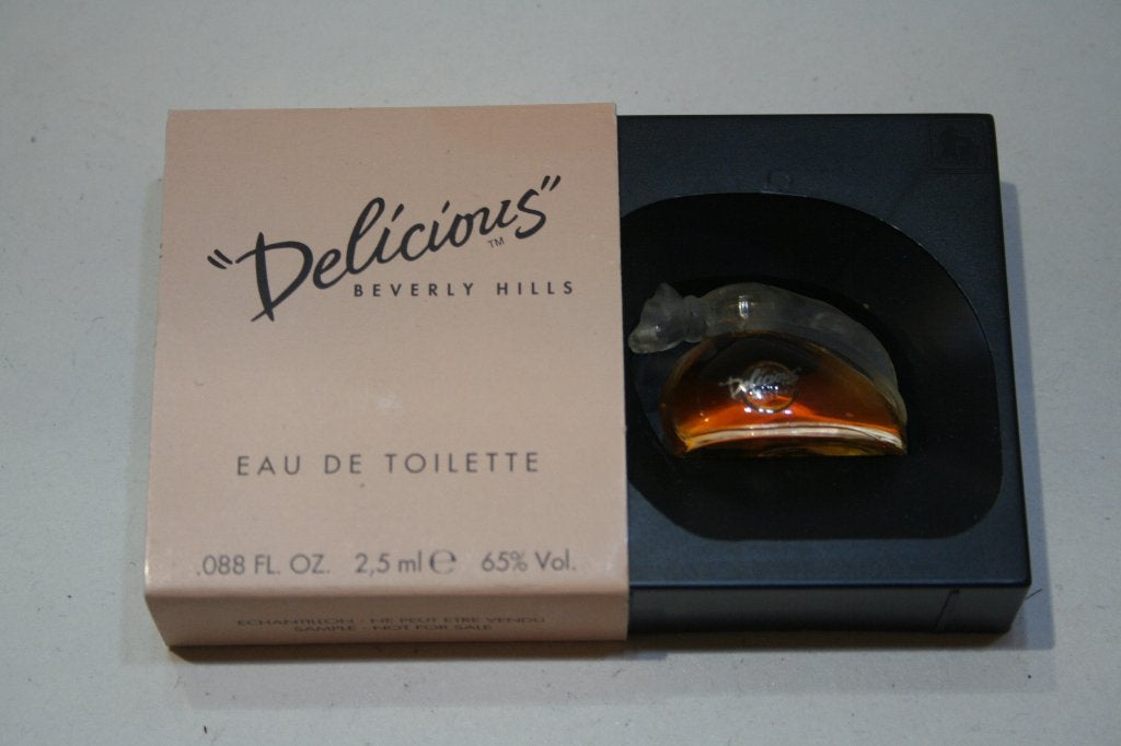 Miniatuur Beverly Hills " Délicious" EdT 2,5 ml Nieuw OVP, Verzamelen, Parfumverzamelingen, Verzenden, Nieuw, Miniatuur, Gevuld