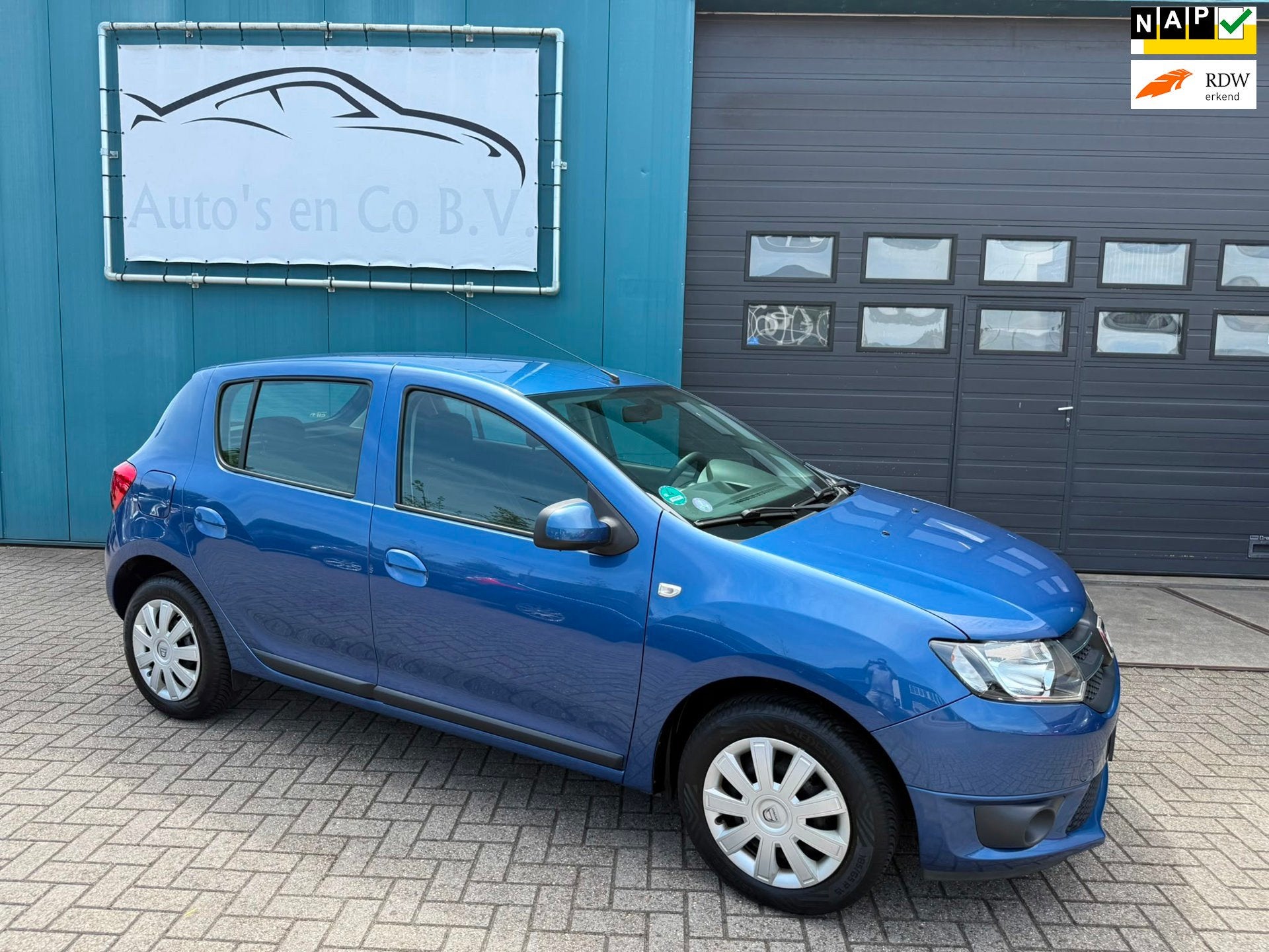 Dacia Sandero 0.9 TCe Lauréate 5-deurs Airco Navigatie Comp, Auto's, Voorwielaandrijving, Gebruikt, 31 €/maand, 937 kg