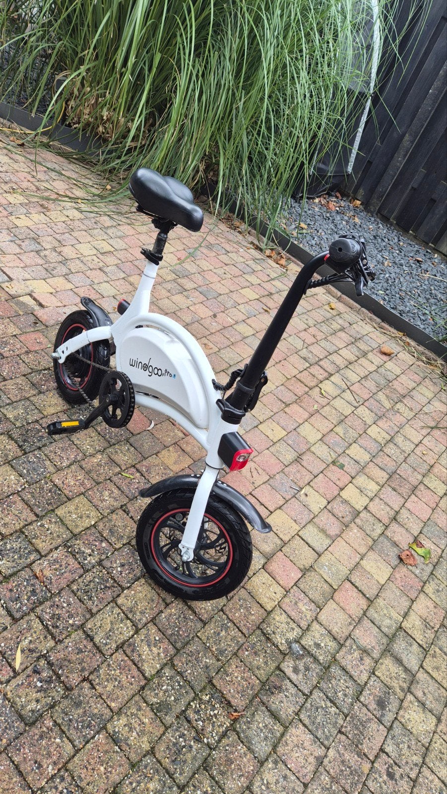 Foto 2 van WINDGOO B3 VOUWFIETS - Compacte en handige e-bike