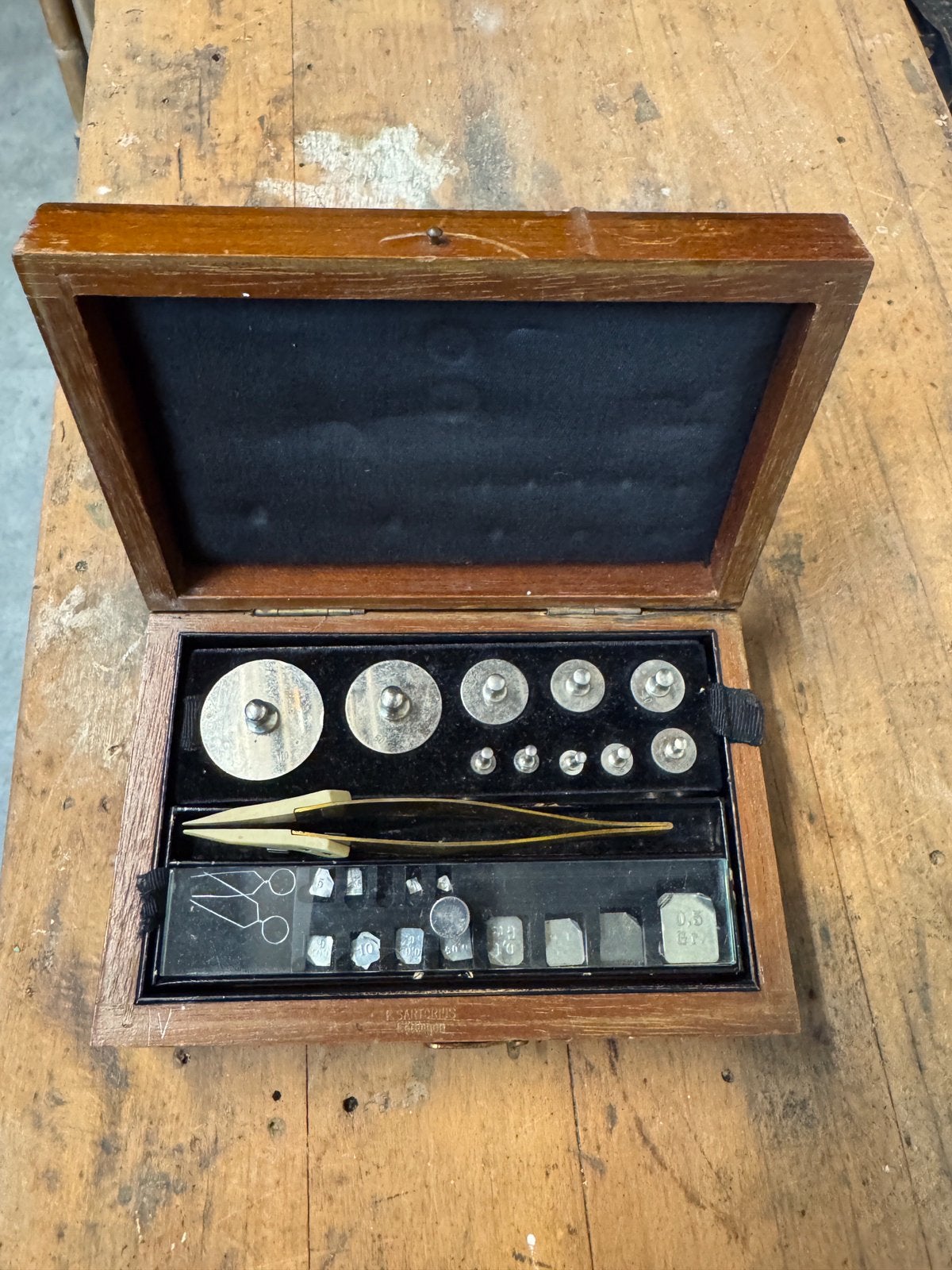 Compleet vintage gewichtenset, Ophalen