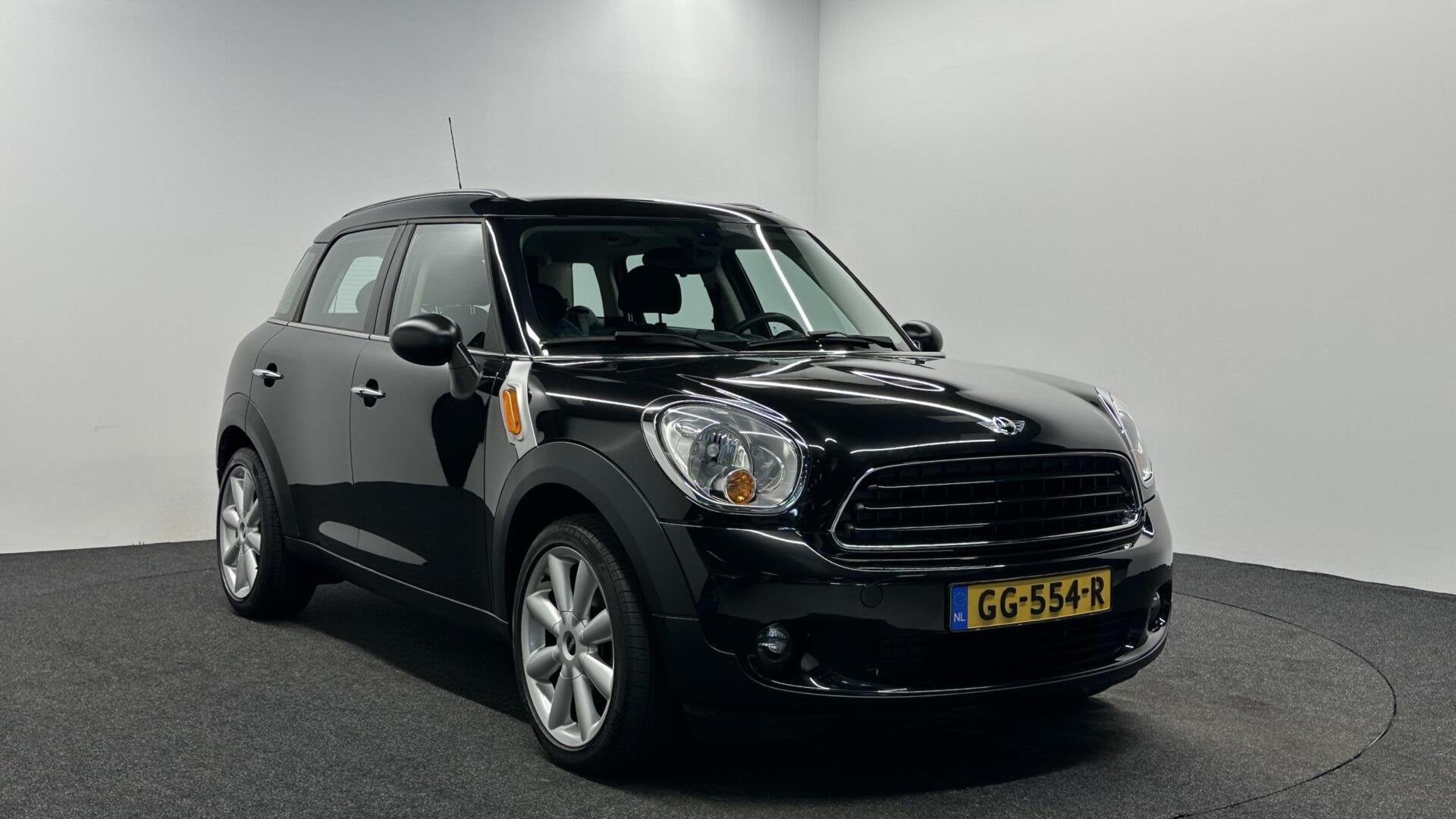 Mini Countryman 1.6 One AIRCO LM., Voorwielaandrijving, Euro 5, Stof, Gebruikt