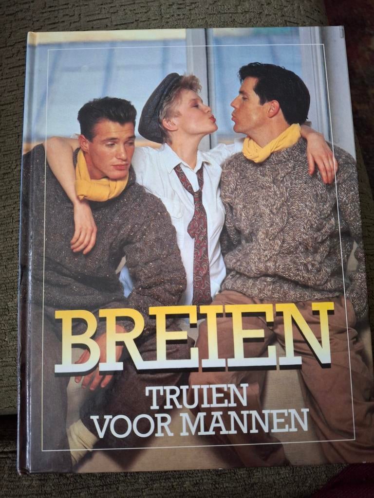 Breiboek Truien voor Mannen, Ophalen of Verzenden, Zo goed als nieuw, Breien, Patroon of Boek