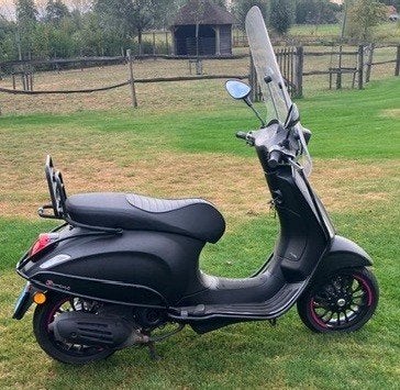 Vespa Sprint 50 4T 3V E4 matzwart, Ophalen, Gebruikt, Vespa S, Benzine