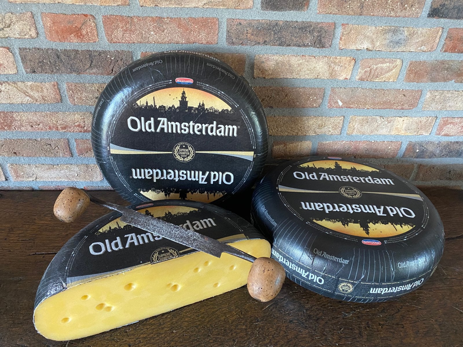 Decoratie dummy kaas Old Amsterdam, Ophalen of Verzenden, Zo goed als nieuw, Zwart, Kunststof