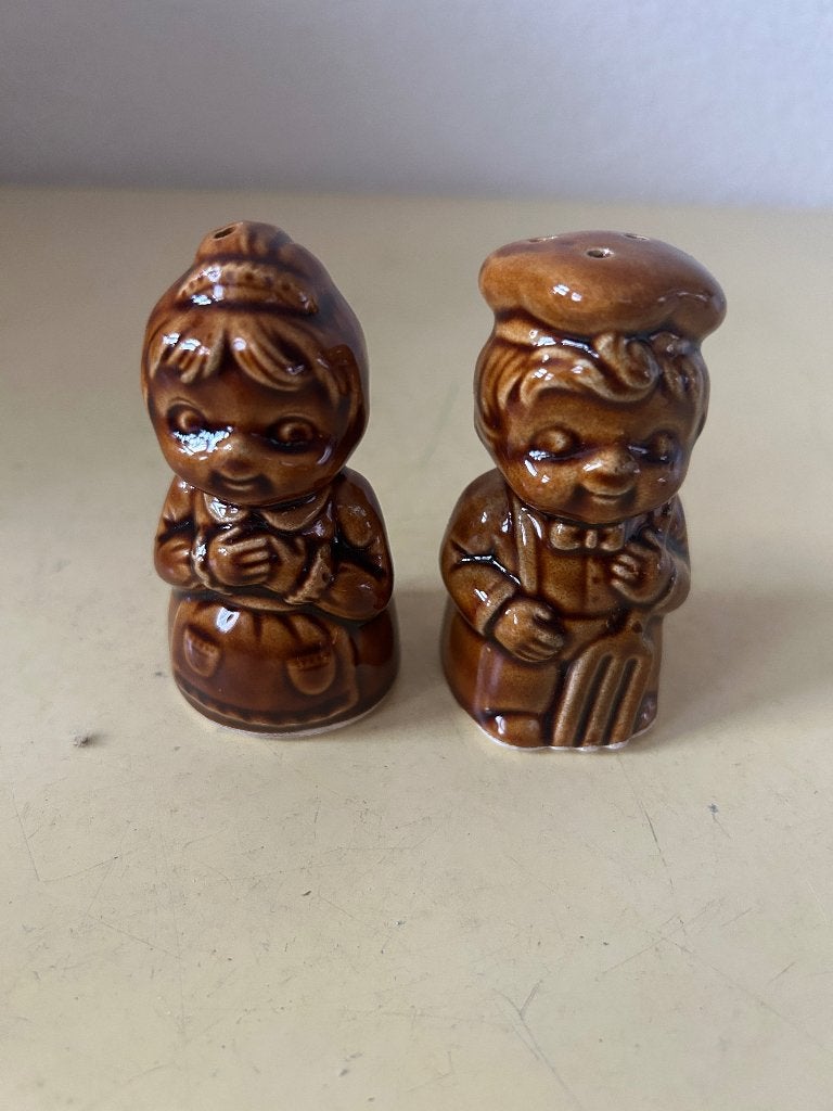 Vintage Keramiek Zout & Peper Set Boer & Boerin - Japan, Overige typen, Ophalen of Verzenden, Zo goed als nieuw, Steen/keramiek