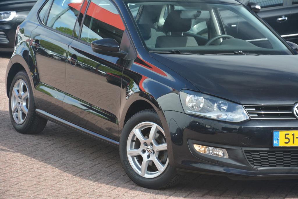 Volkswagen Polo 1.4-16V Comfortline | Airco | Cruise-control, Voorwielaandrijving, 86 pk, 4 cilinders, Zwart