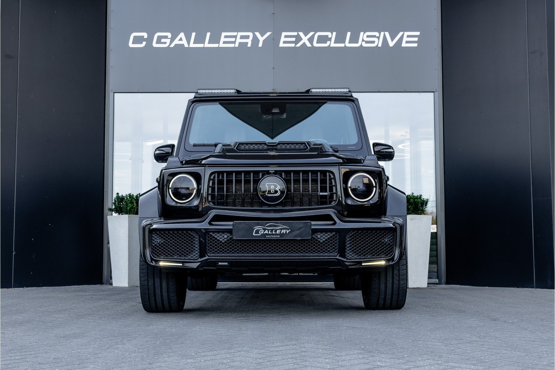 Mercedes-Benz G-Klasse G700 Brabus - Panorama | Burmester 3D, Automaat, G-Klasse, Zwart, Leder
