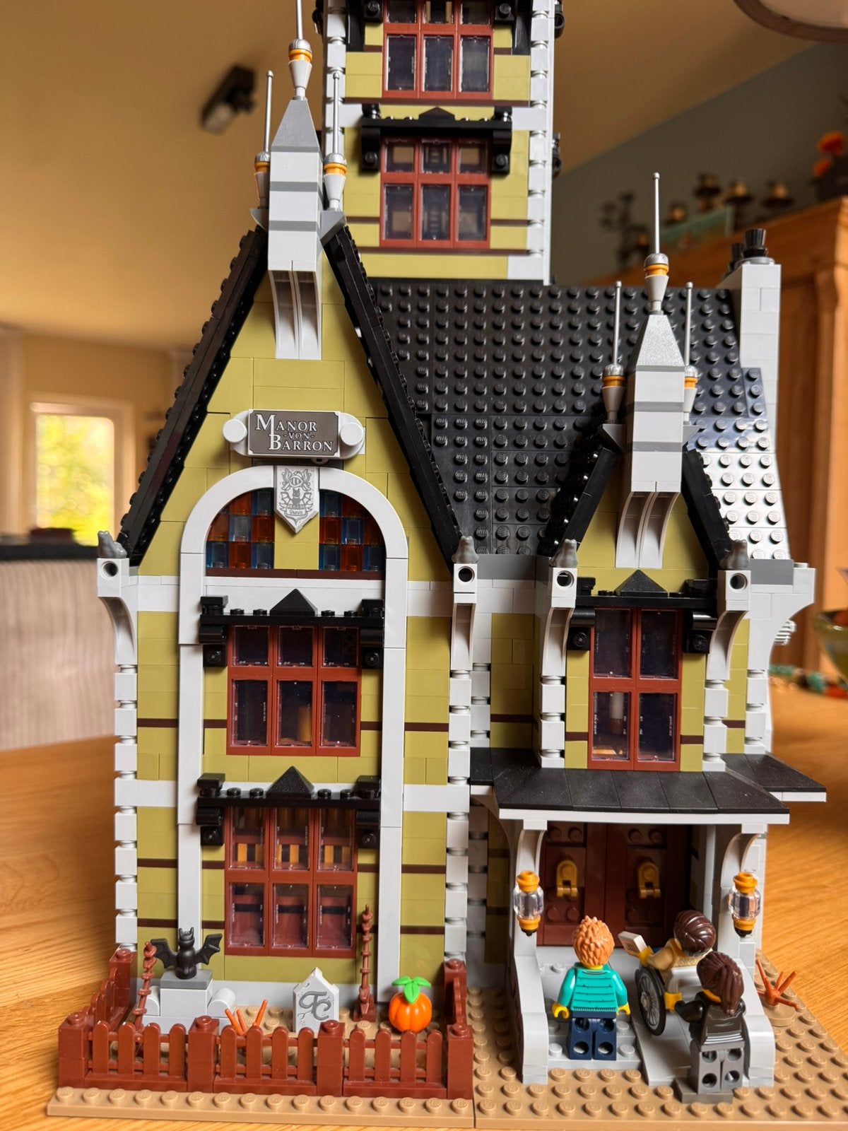 Foto 4 van Lego 10273 the Haunted House