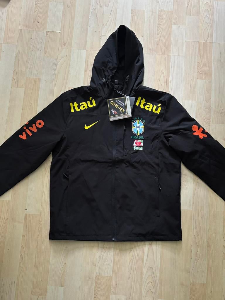 Brazilië Jas CBF Zwart maat S, Kleding | Heren, Ophalen of Verzenden, Nieuw, Maat 46 (S) of kleiner, Zwart