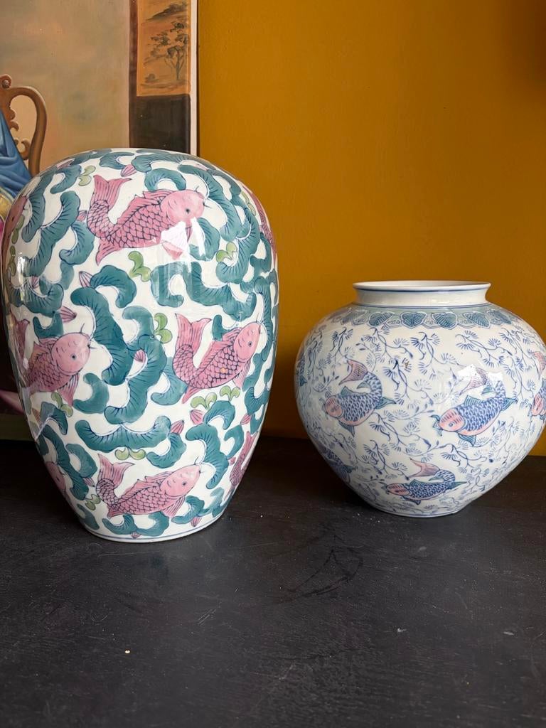 Chinese middelgrote vazen met vissen decoratie, Antiek en Kunst, Ophalen