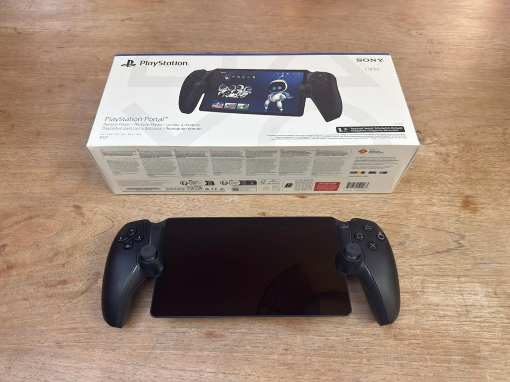 PlayStation Portal Remote Player - Midnight Black, Ophalen of Verzenden, Zo goed als nieuw, Zwart, PSP